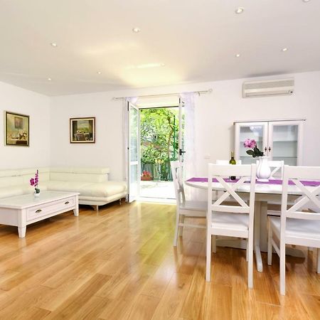 Apartments Vekic Makarska Eksteriør bilde