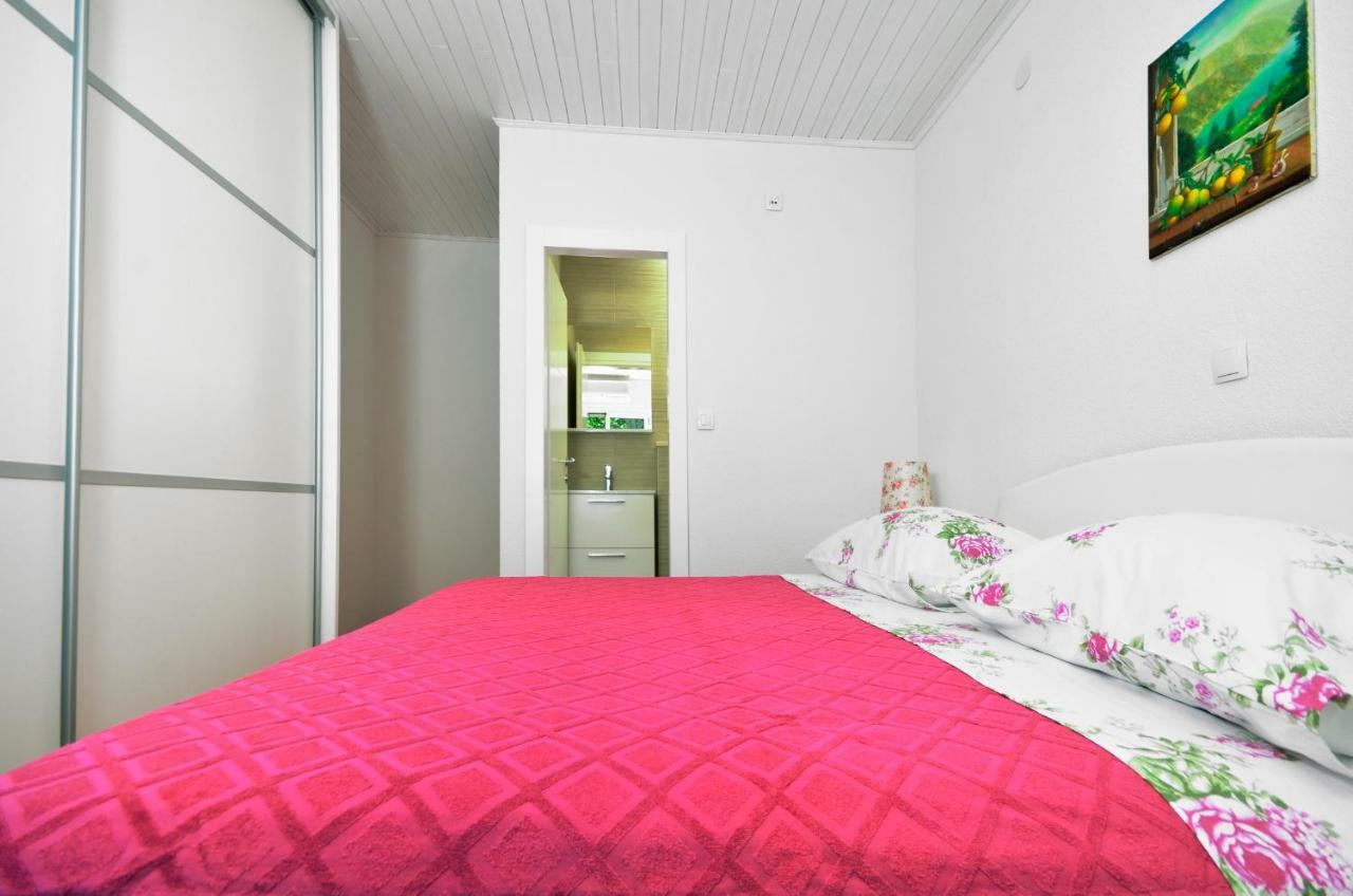 Apartments Vekic Makarska Eksteriør bilde