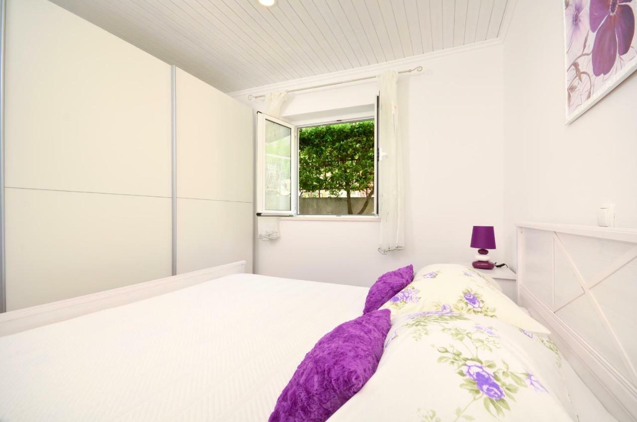 Apartments Vekic Makarska Eksteriør bilde