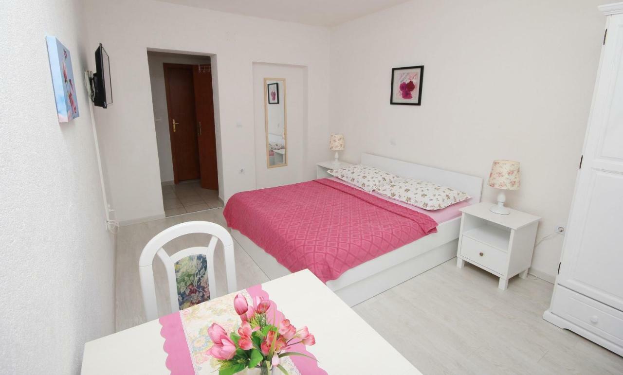 Apartments Vekic Makarska Eksteriør bilde