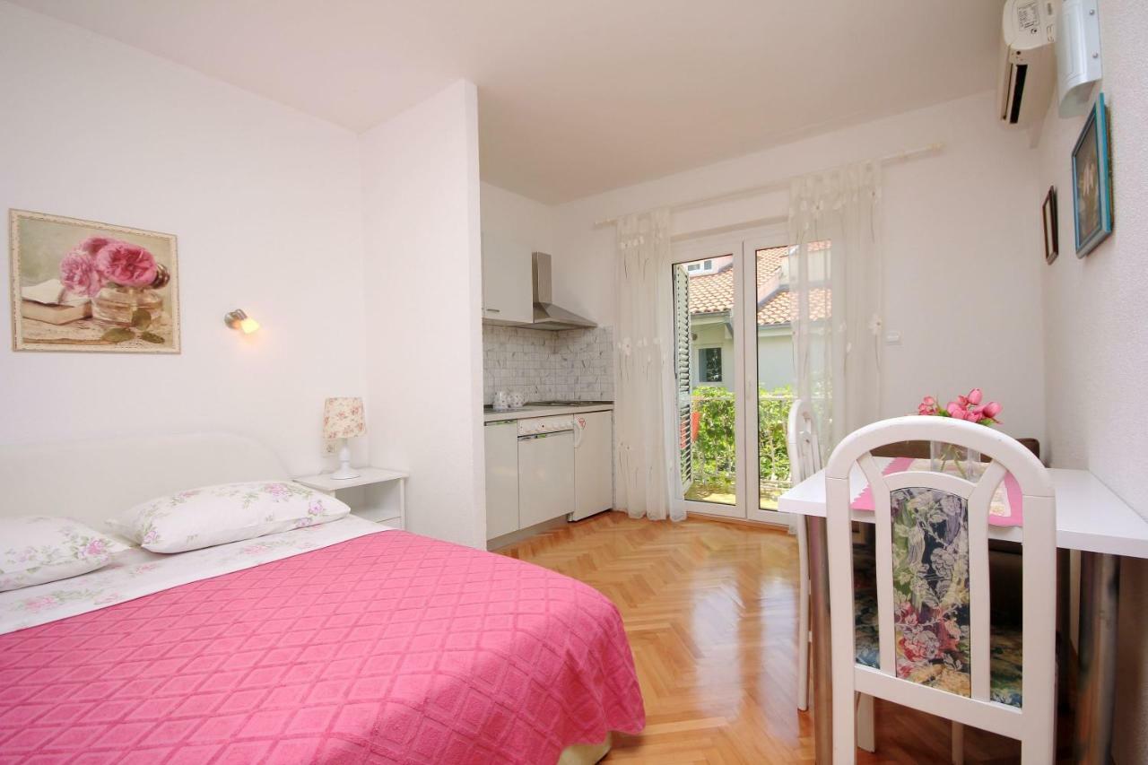 Apartments Vekic Makarska Eksteriør bilde